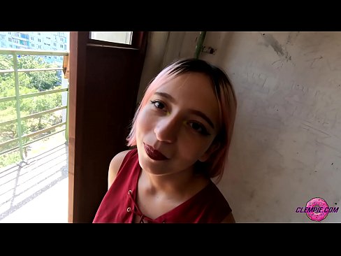 ❤️ شاگرد سينوئل چوسي ٿو هڪ اجنبي کي ٻاهر جي پوئتي ۾ - هن جي منهن تي ️❌ مقعد وڊيو
